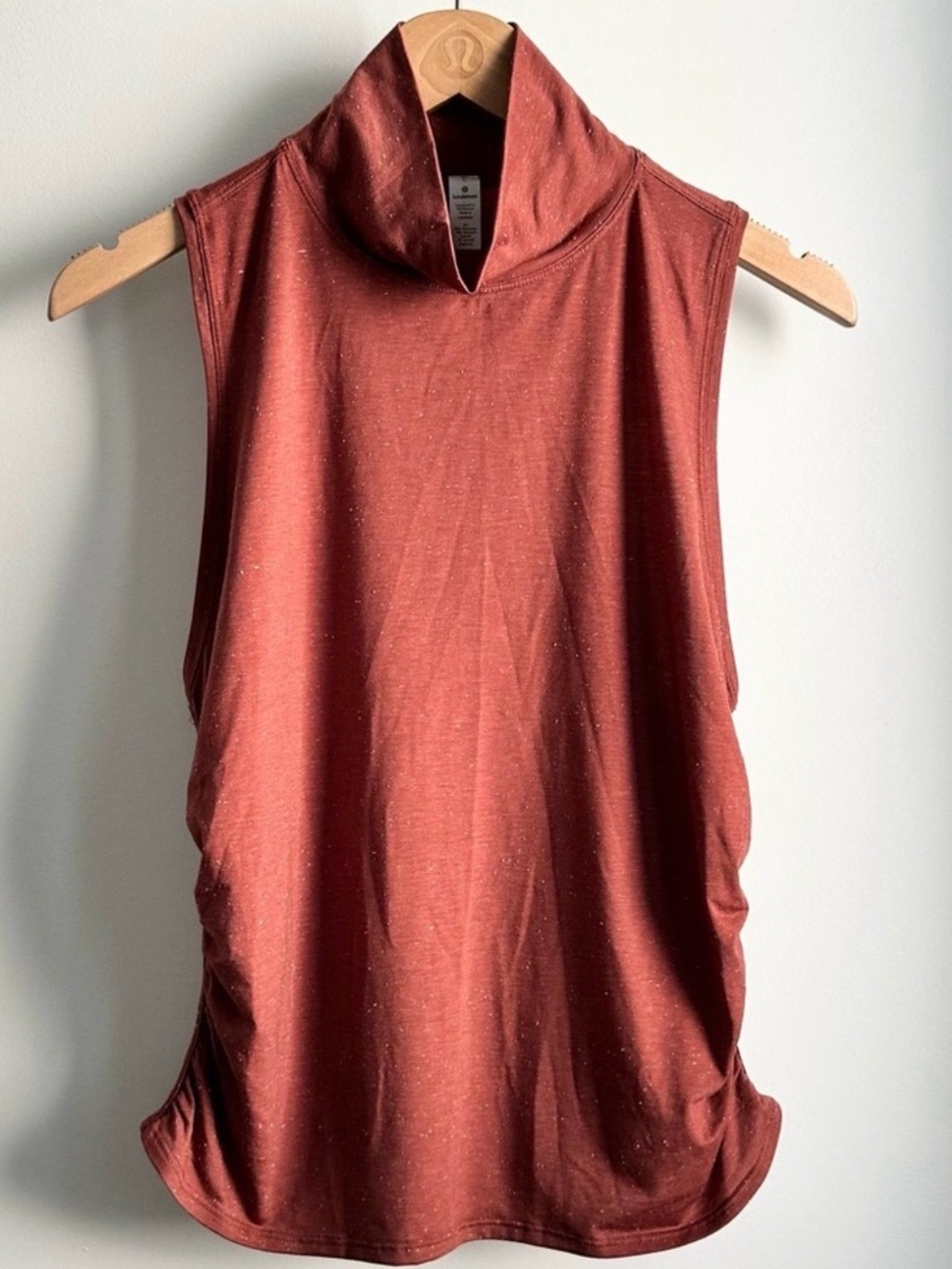 lululemon see the horizon tank rustic clay